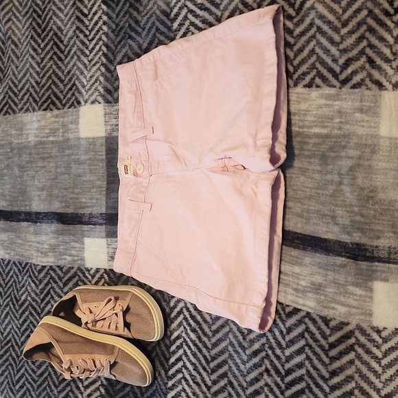 Levi's Pants - Levi's Mid Rise Shorts